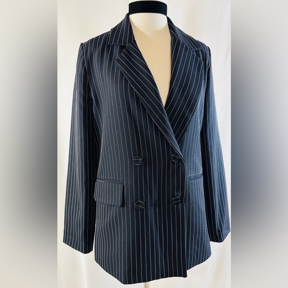 Korean Brand Pinstripe Blazer - Picture 3 of 7